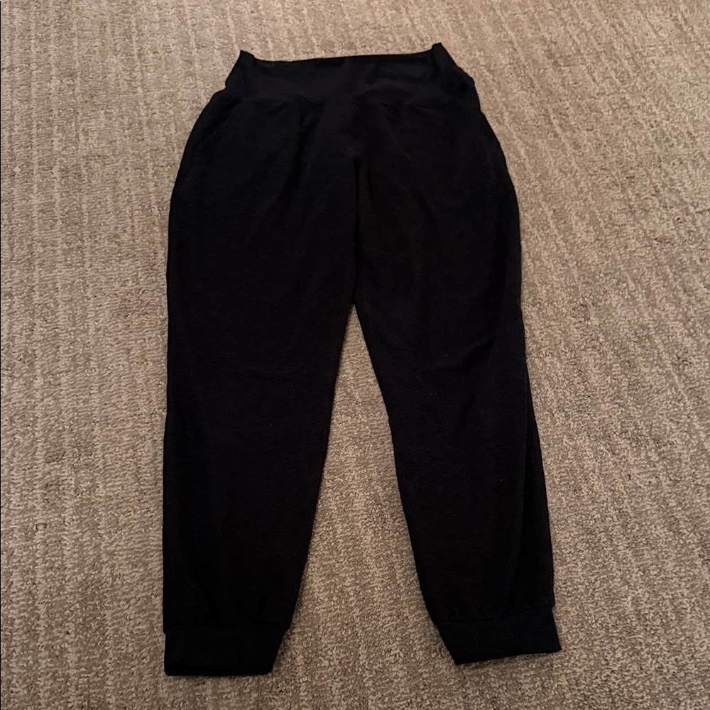 BEYOND YOGA Black Jogger Pants
